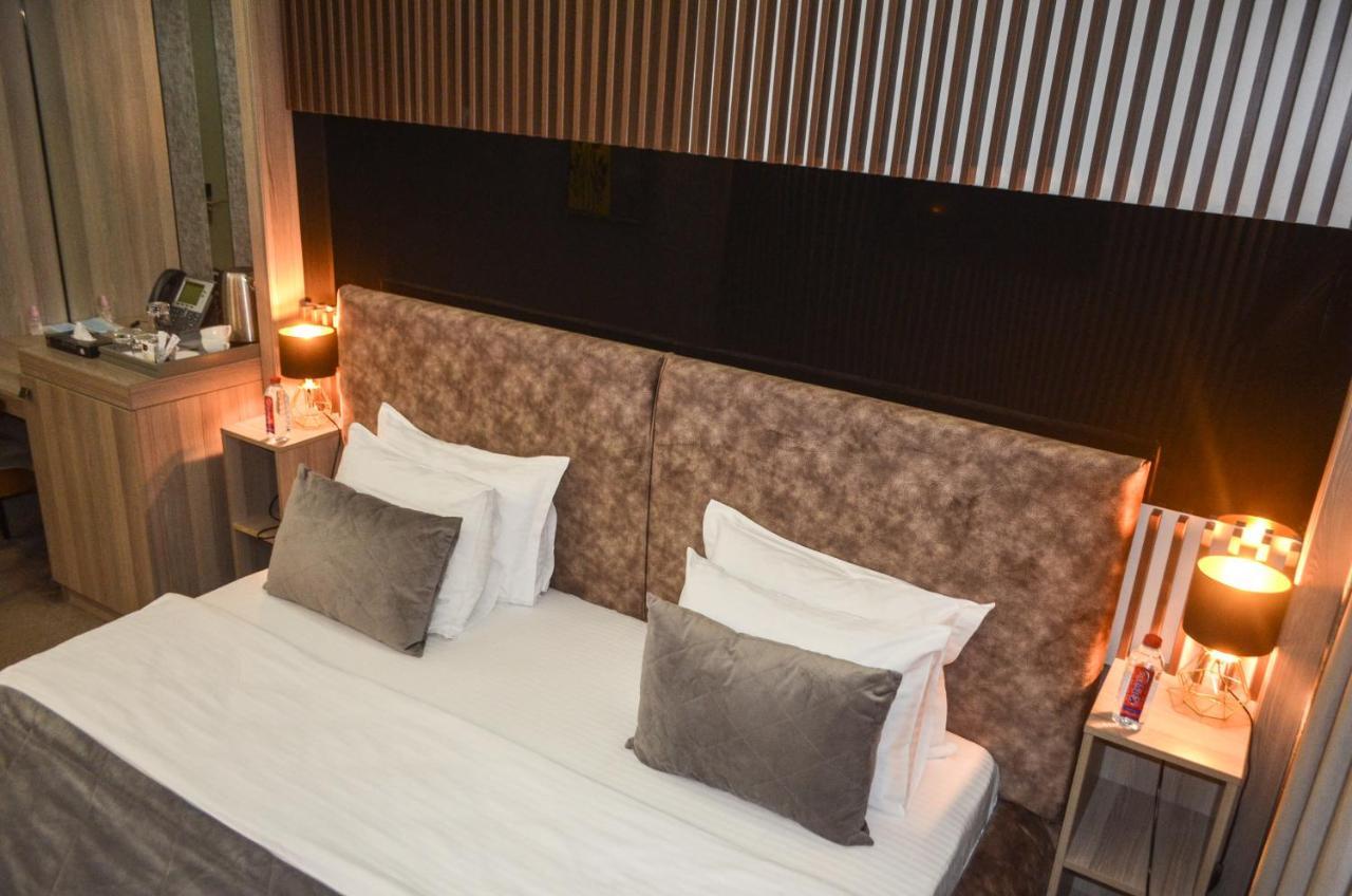 Home Boutique Hostel Баку Екстериор снимка