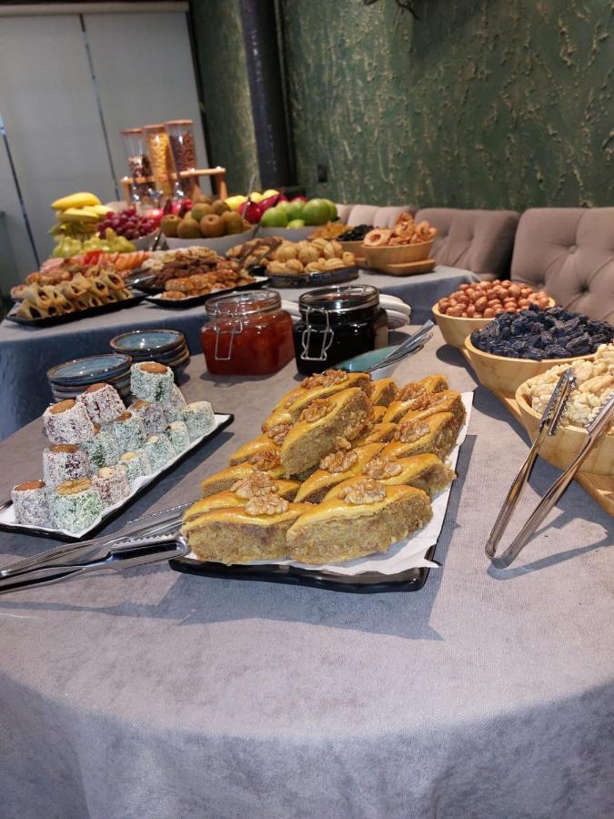 Home Boutique Hostel Баку Екстериор снимка